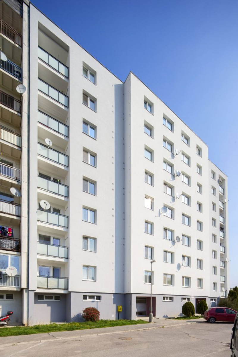 Obnova bytového domu Trenčín - obrázok 0